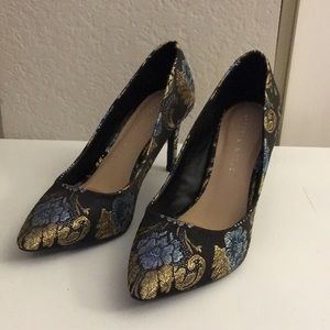 KELLY AND KATIE HEELS